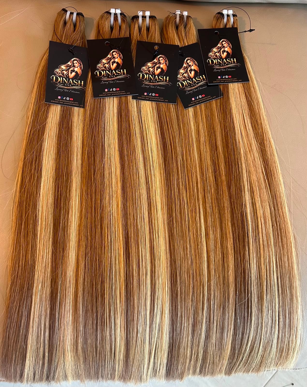 B18/22 Beige Blonde Balayage (Tape in) Straight